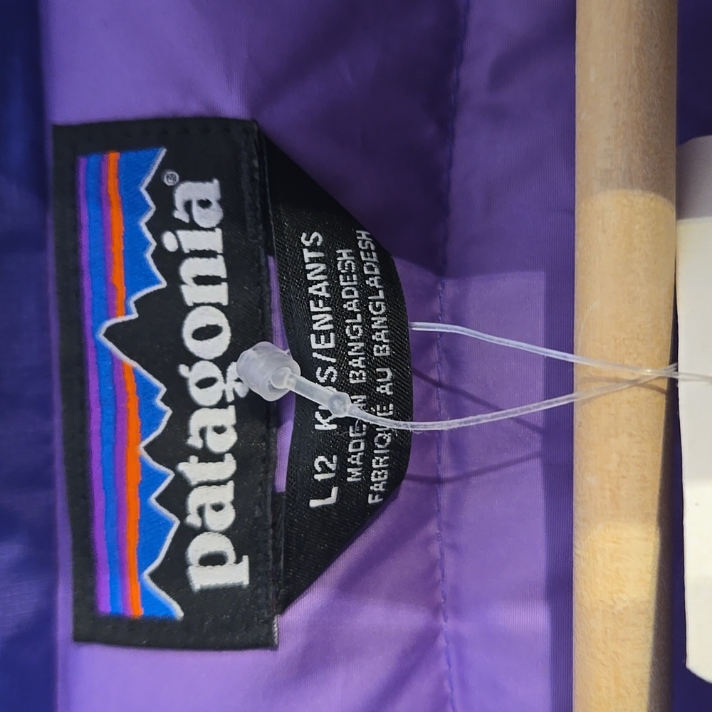 Patagonia Girls 75% Fill Duck Down Puffer Large Purple Jacket Size 12 - Picture 10 of 13